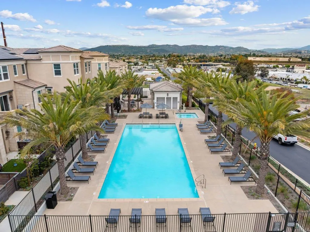 Photo #34: PTP2504694 Listing: Photo #34