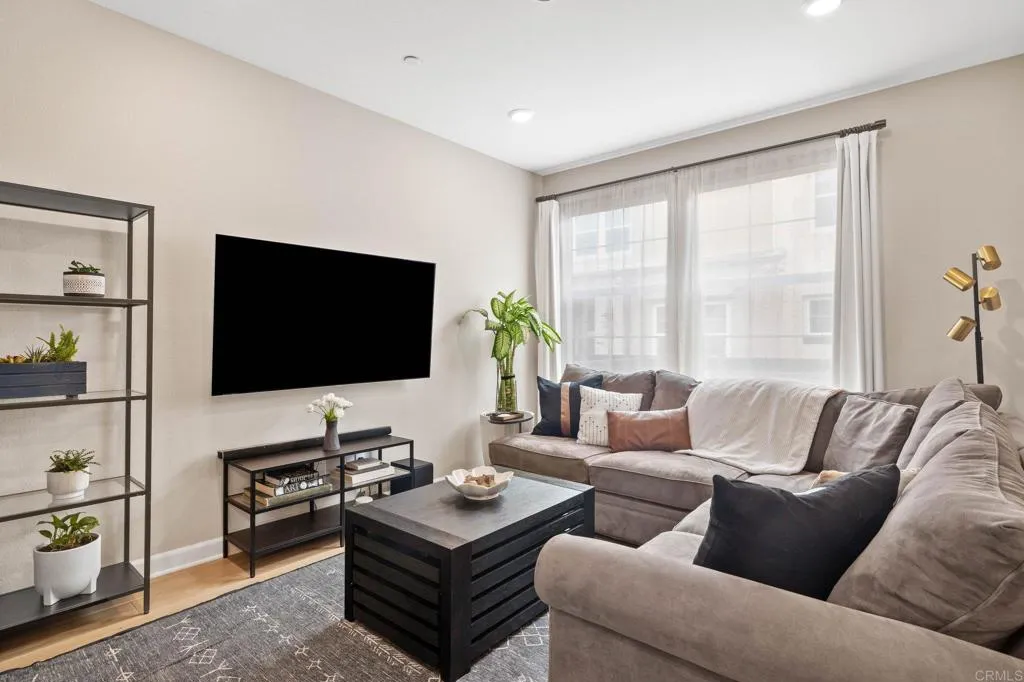 Photo #4: PTP2504694 Listing 