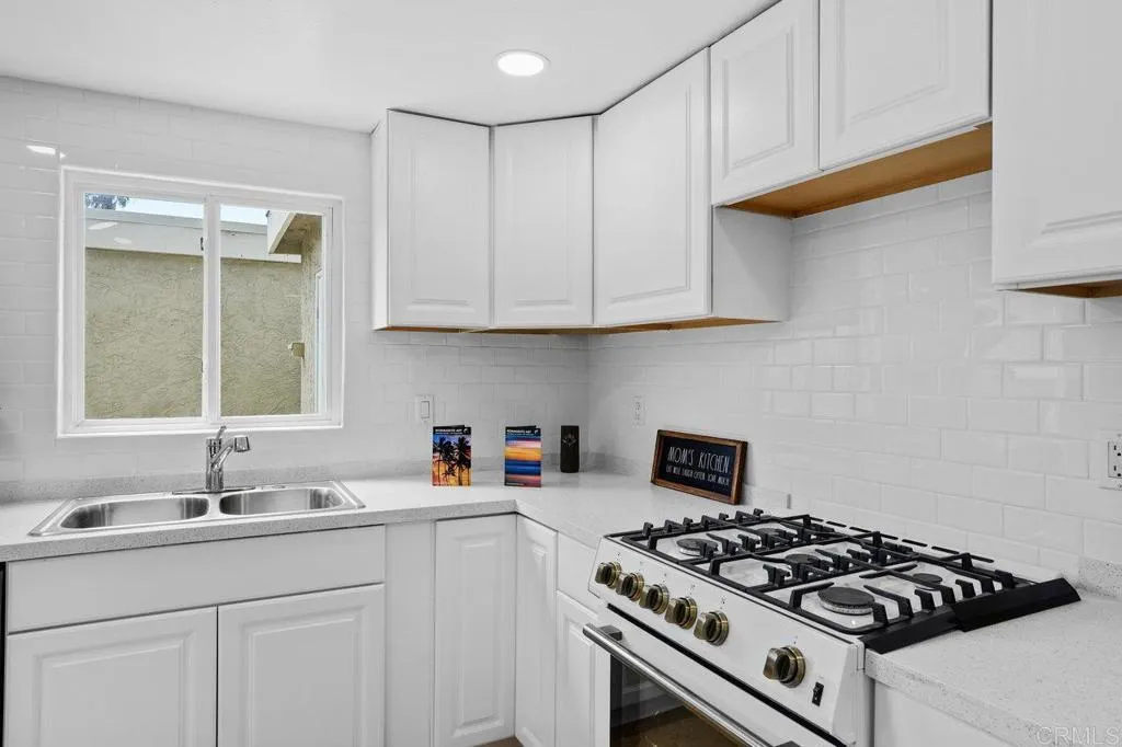 https://cdn.realtyfeed.com/cdn/127/306475347/3d5a9c4f45364610d2b90677b623524c.webp