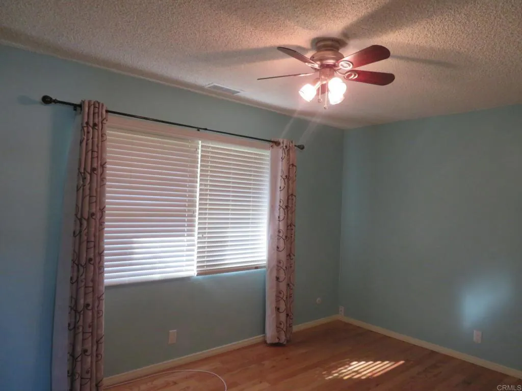 https://cdn.realtyfeed.com/cdn/127/306475385/db56fd9dc91b20e89562bfdff6a310f8.webp