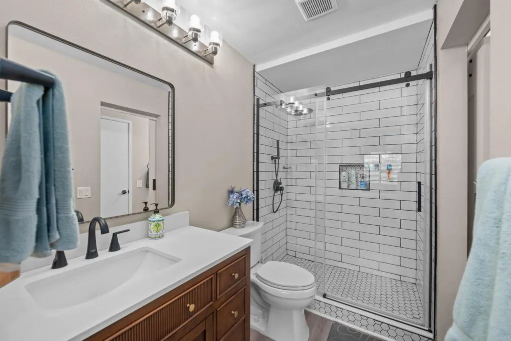 https://cdn.realtyfeed.com/cdn/127/306475536/287d30df8b25199e1ad7956ae5bba627.webp