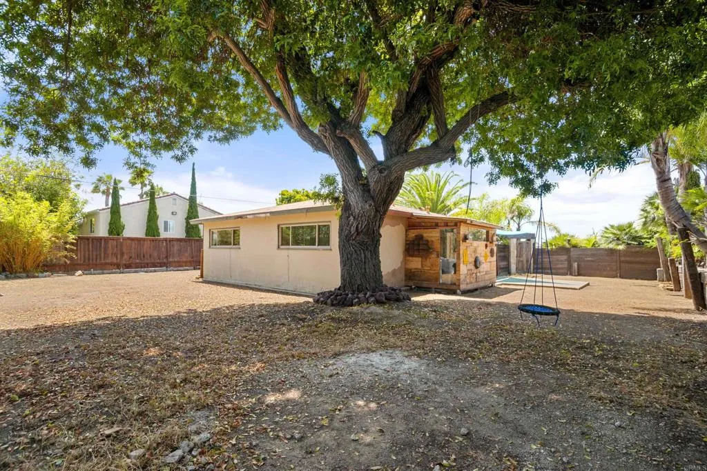 https://cdn.realtyfeed.com/cdn/127/306475545/28f32091eaccfa6d5f0c26f66d5f635c.webp