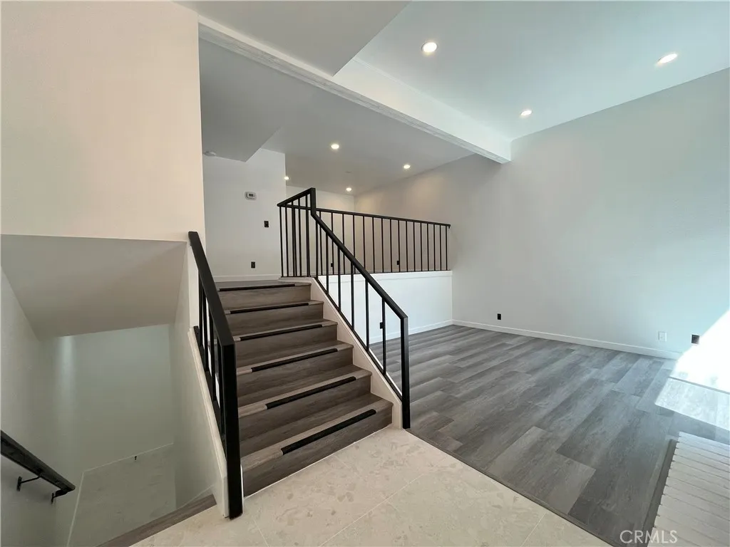 4640 Glencoe Avenue Unit 7, Marina del Rey, CA 90292 - Photo 4 of 22, Marina Del Rey, CA