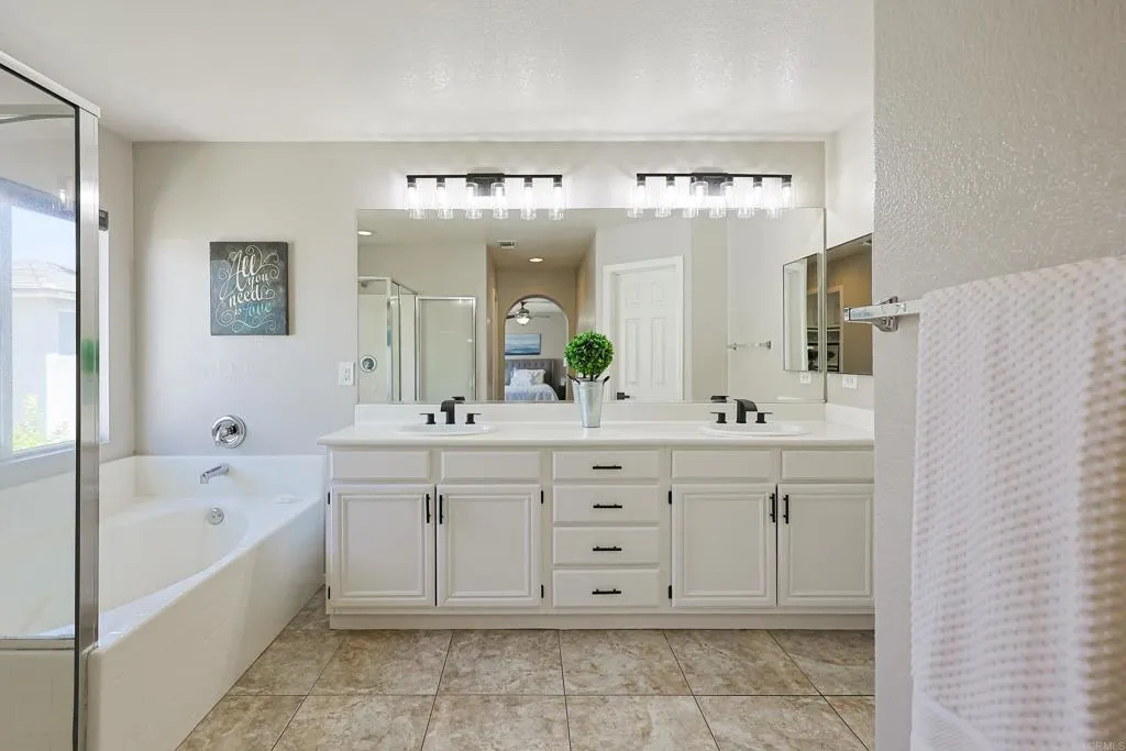 https://cdn.realtyfeed.com/cdn/127/306475617/b3ad00403d65f42f013e8e9a8a8751f3.webp