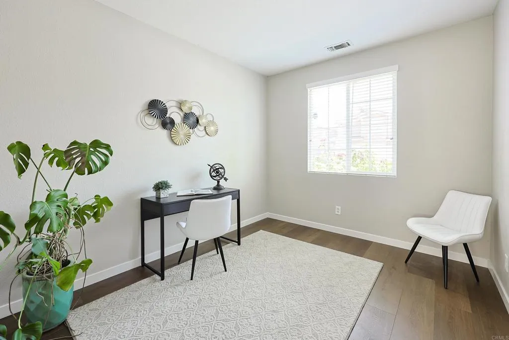 https://cdn.realtyfeed.com/cdn/127/306475617/bf66be4d8c80753899e5e95d56af637b.webp