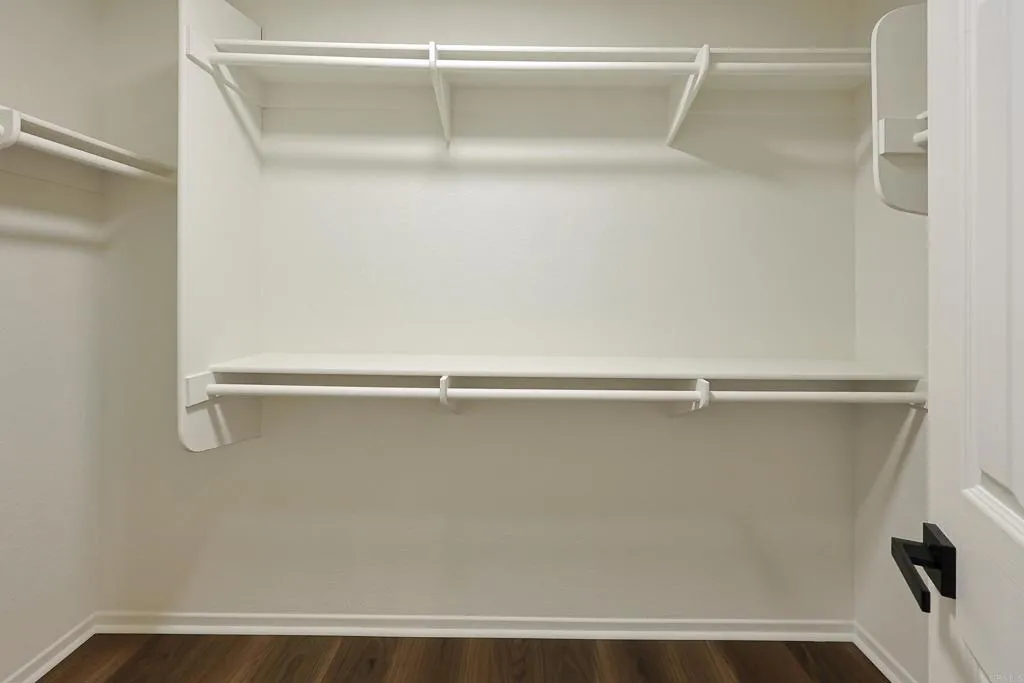 https://cdn.realtyfeed.com/cdn/127/306475617/d0c6f2278e9042b28f055df836b99d0e.webp