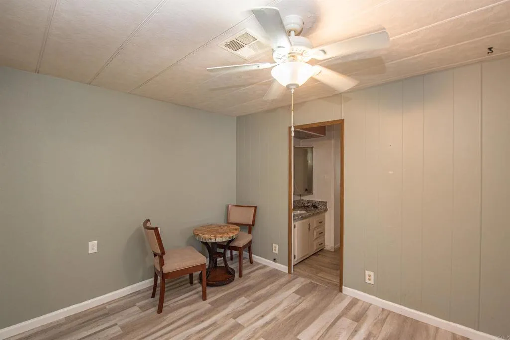 https://cdn.realtyfeed.com/cdn/127/306475704/dc290a03c28ae5e60f588578695fa263.webp