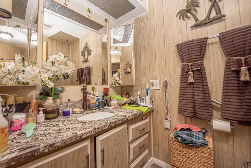 https://cdn.realtyfeed.com/cdn/127/306475704/dfaf9304294c34ad00a627fa0434f548.webp
