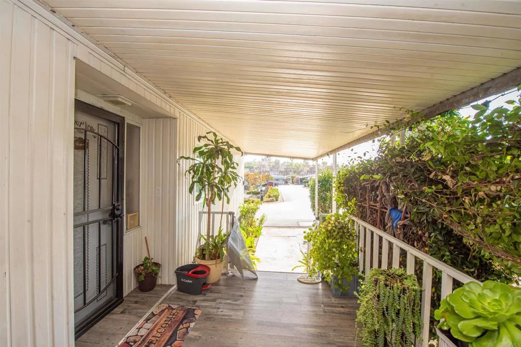 https://cdn.realtyfeed.com/cdn/127/306475704/ff58b5a3c058f8fcf3558922eb65dd60.webp