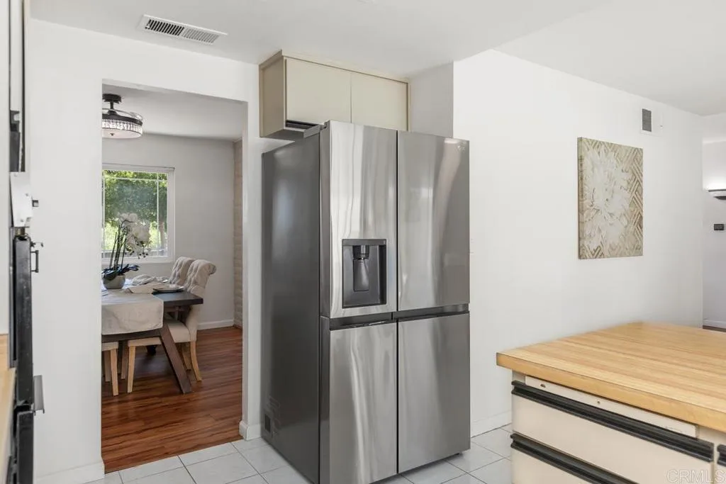 https://cdn.realtyfeed.com/cdn/127/306475875/3c4984ab03846b6300bce382c078196e.webp