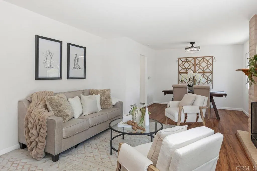 https://cdn.realtyfeed.com/cdn/127/306475875/b5d83a1a0358293c7f3b100d5cc5b167.webp