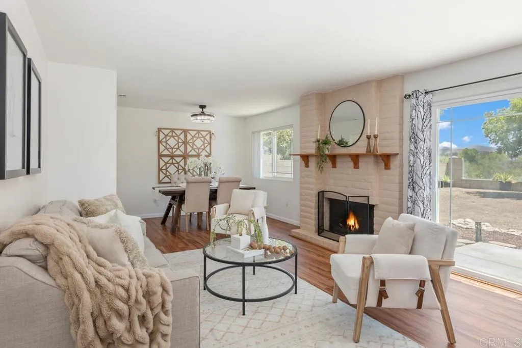 https://cdn.realtyfeed.com/cdn/127/306475875/c5420f0f48493f96903d3ee52fb5c6be.webp