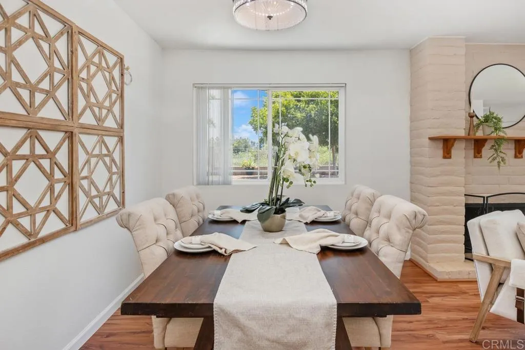 https://cdn.realtyfeed.com/cdn/127/306475875/ee9d85b05d7ba2f163b37f651283a935.webp