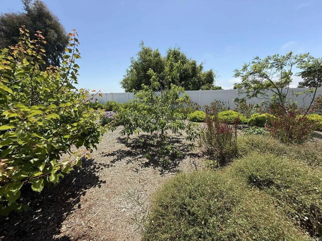 https://cdn.realtyfeed.com/cdn/127/306476092/96e0ba74a44115ec2dd382e30ddc9adf.webp