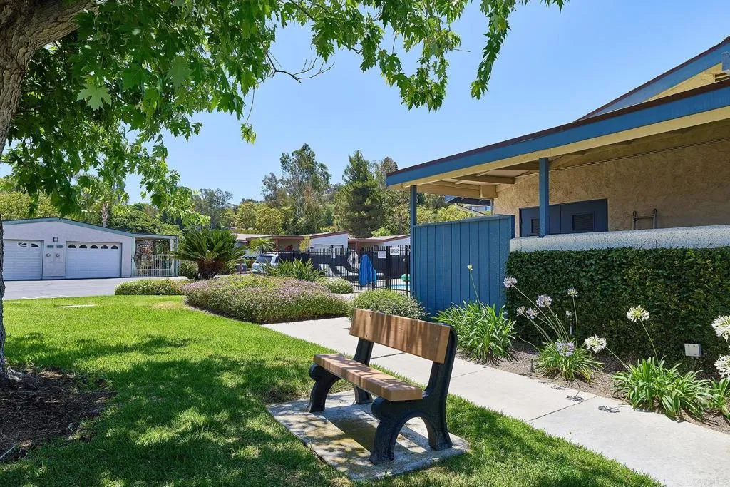 https://cdn.realtyfeed.com/cdn/127/306476101/bdb9cc75adf2cf3071fa10373456ae3c.webp