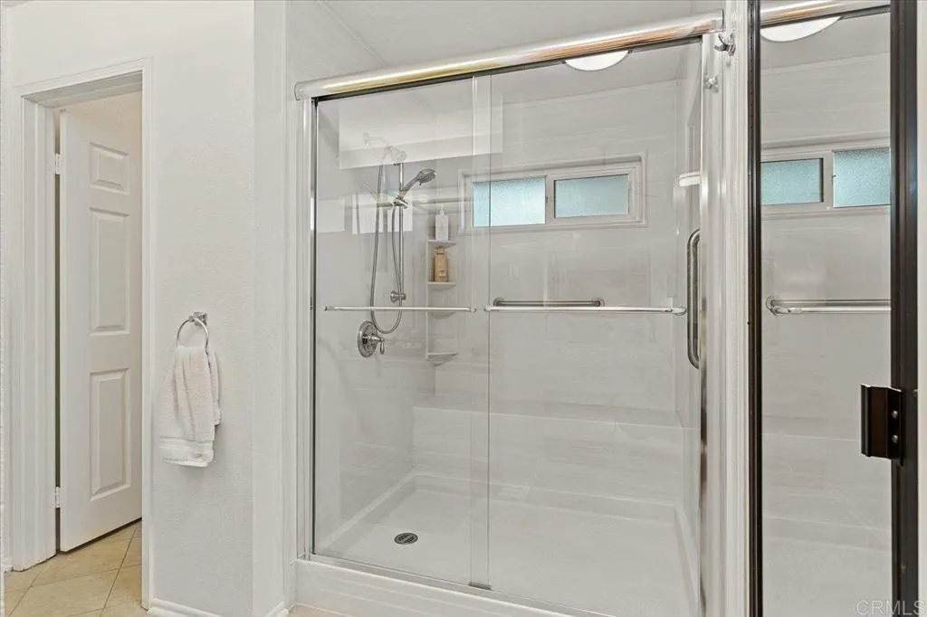 https://cdn.realtyfeed.com/cdn/127/306476119/81fb12f1a617375c35ab45e6e5293958.webp