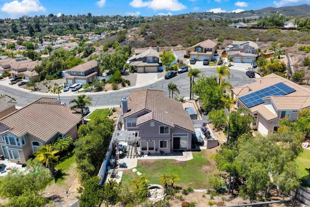 https://cdn.realtyfeed.com/cdn/127/306476139/002be7163c5b94f83941c525e1830c9c.webp