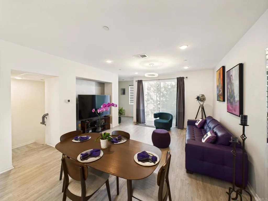 Photo #5: PTP2504739 Listing 