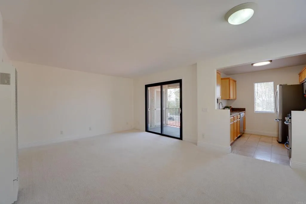 Photo #3: PTP2504741 Listing 