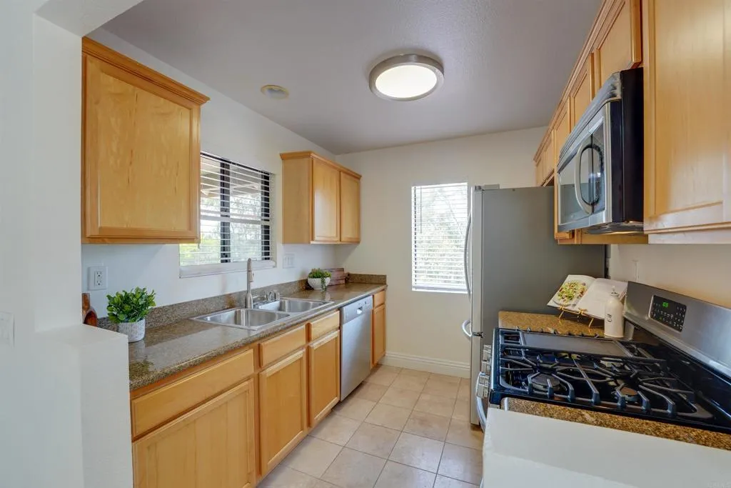 Photo #15: PTP2504741 Listing: Photo #15