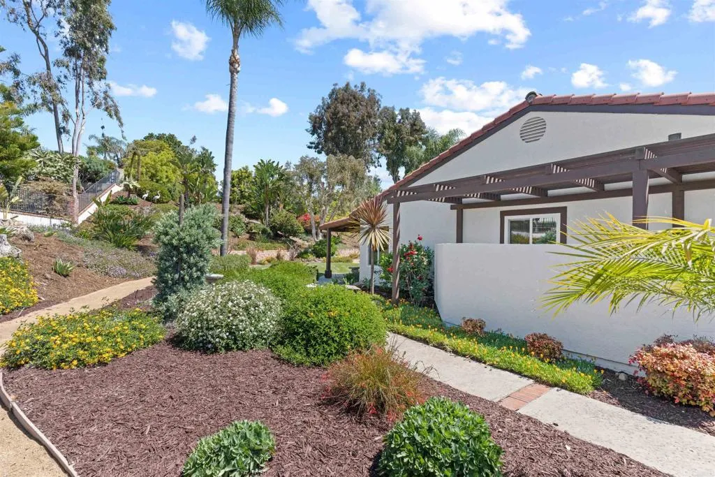 https://cdn.realtyfeed.com/cdn/127/306476207/0f9d454b6b0f267fdfe06dd14405d0af.webp