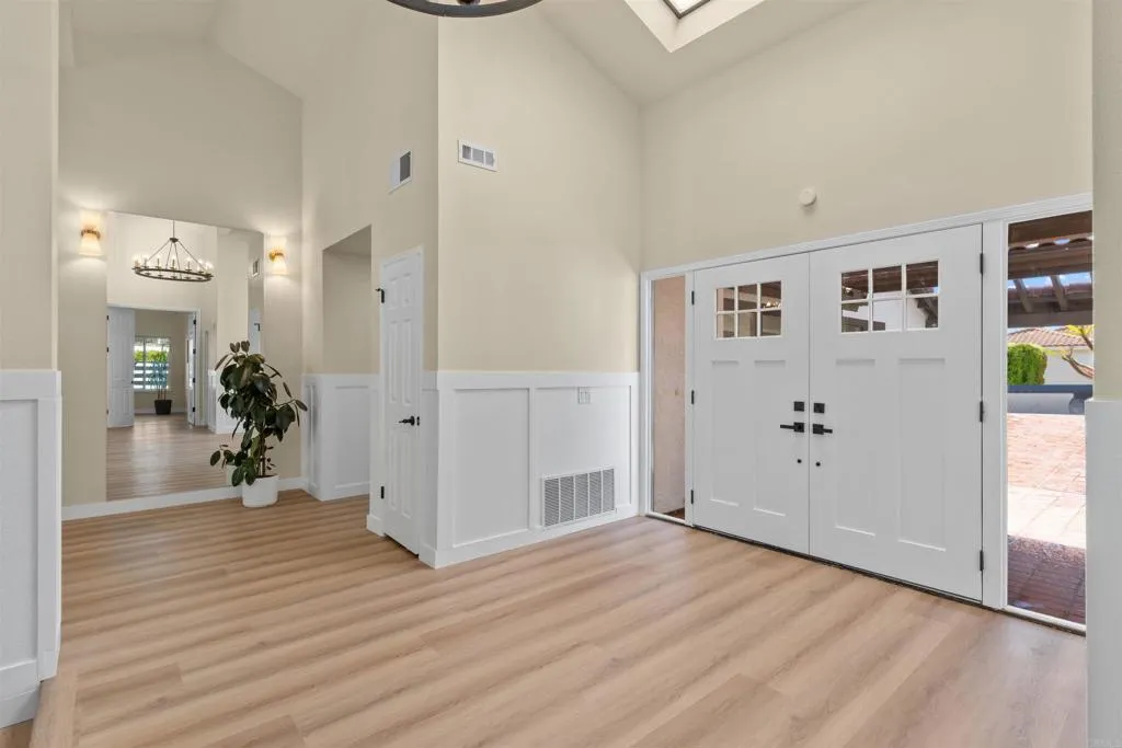 https://cdn.realtyfeed.com/cdn/127/306476207/64e1de6b717614544db6a0d221217dba.webp