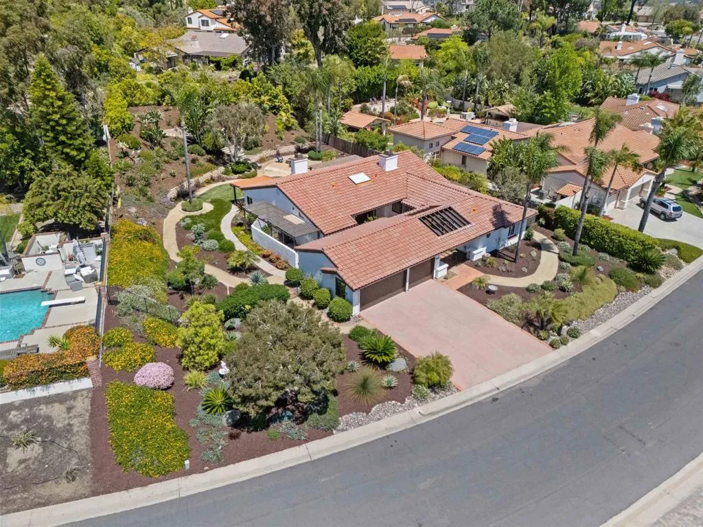 https://cdn.realtyfeed.com/cdn/127/306476207/917260b0a55dc92e7e622ef20706a33b.webp