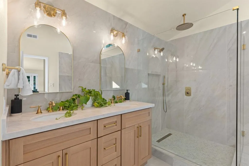 https://cdn.realtyfeed.com/cdn/127/306476207/e4967b77bee75161f69a8cd4e623ad5a.webp