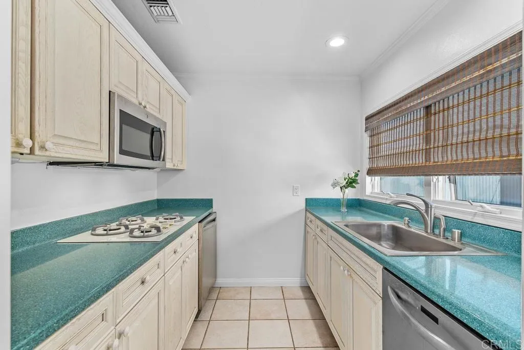 https://cdn.realtyfeed.com/cdn/127/306476252/297f05094992a5770de20d34a47addb7.webp