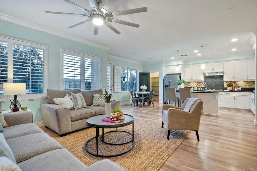 https://cdn.realtyfeed.com/cdn/127/306476271/1315e7c99635e70a782f98fd4822c0d1.webp