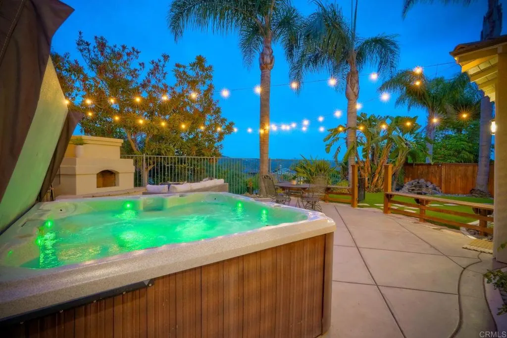 https://cdn.realtyfeed.com/cdn/127/306476271/975ca668ba39e3f0eab77c033aaea045.webp