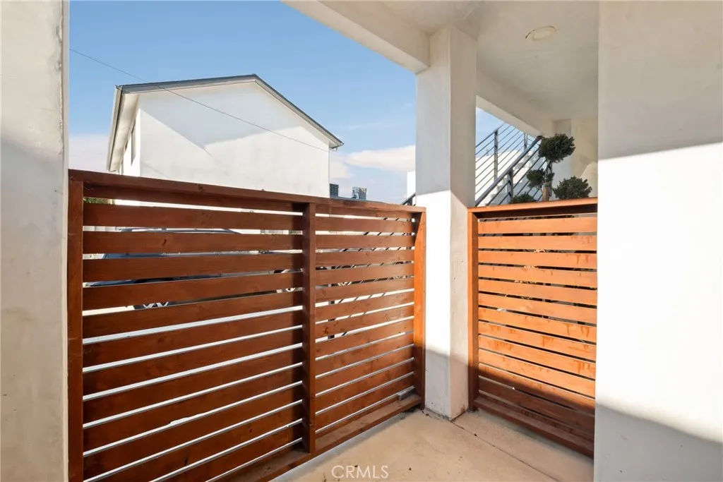 https://cdn.realtyfeed.com/cdn/127/306476319/afd2ac7e6914ff0a6ff4cdd3353e30c6.webp