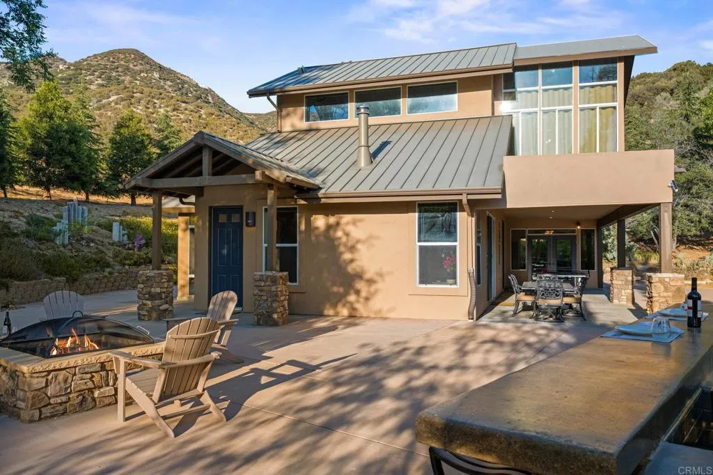 https://cdn.realtyfeed.com/cdn/127/306476322/00b134ac1bae9107c690dfdb56c08b2a.webp