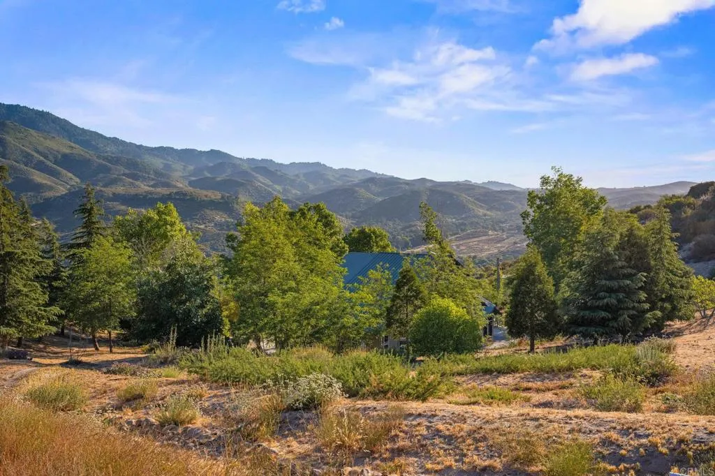 https://cdn.realtyfeed.com/cdn/127/306476322/3cdb1a3a1c4becaf47c02803d9b00b1e.webp