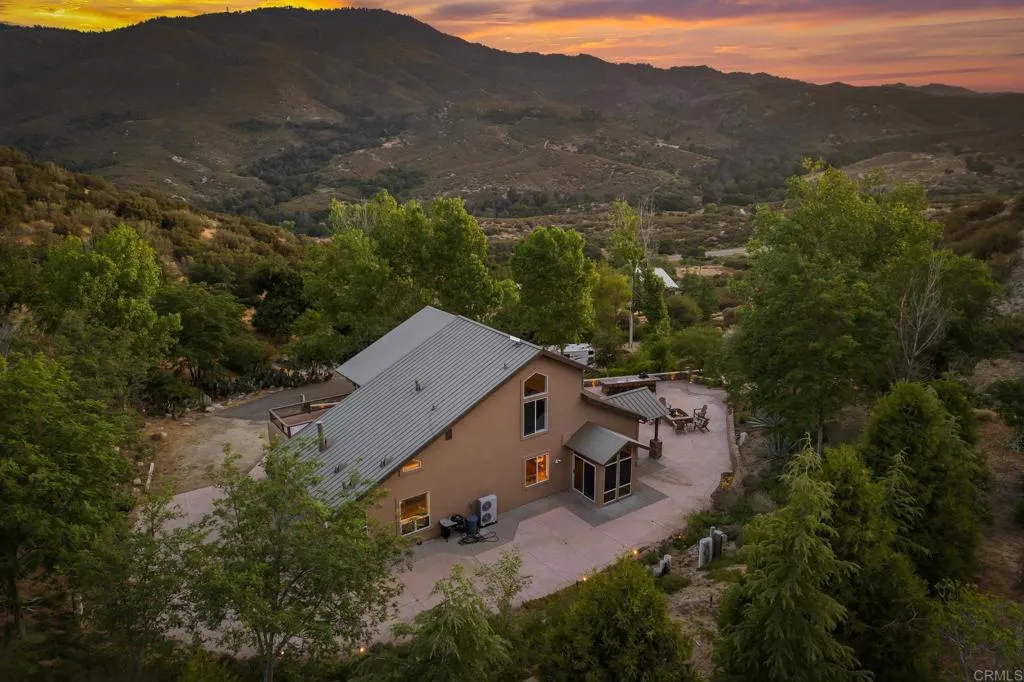 https://cdn.realtyfeed.com/cdn/127/306476322/475134a73d28b8b9995a34862031c464.webp