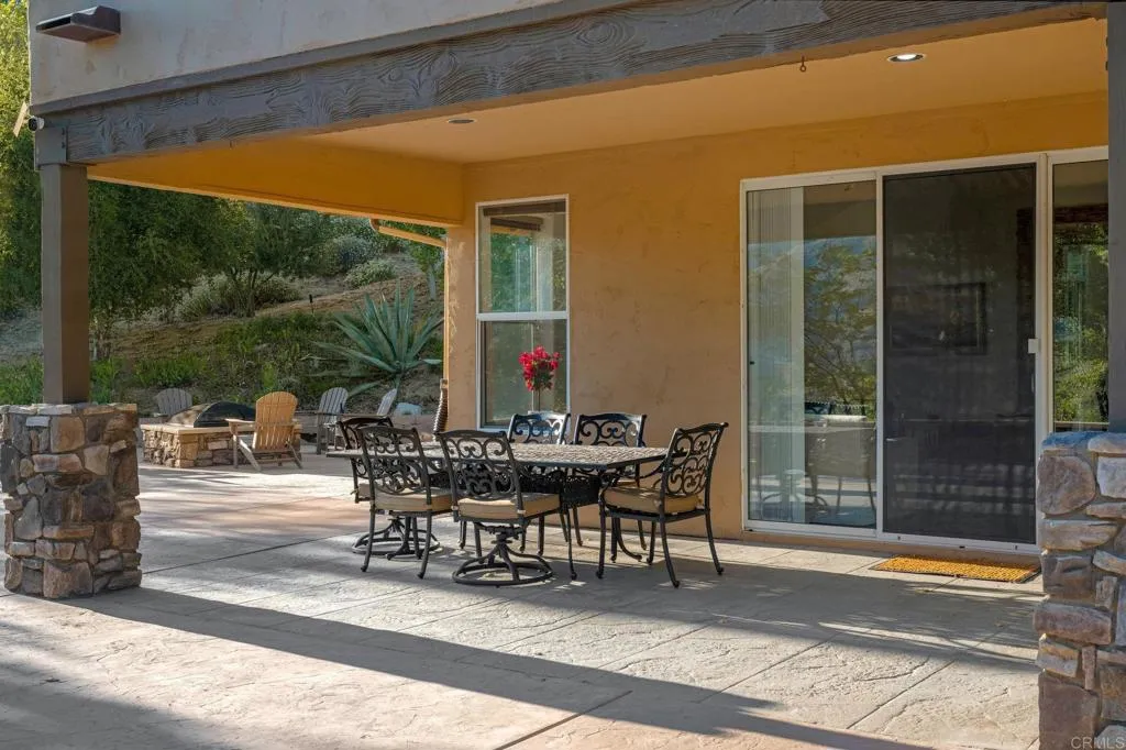 https://cdn.realtyfeed.com/cdn/127/306476322/5f414685e2c96fff52d4b100a19c52f3.webp