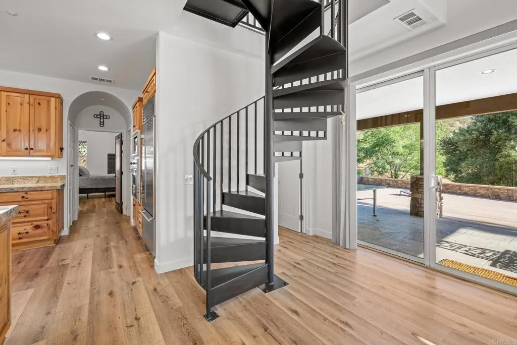 https://cdn.realtyfeed.com/cdn/127/306476322/b527c5474be56ef41268d7f2971f0fde.webp