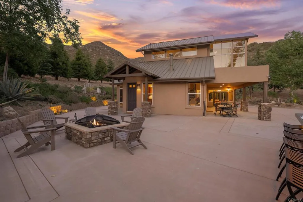 https://cdn.realtyfeed.com/cdn/127/306476322/e23ab77087938d4892f67d7f4a8f115e.webp