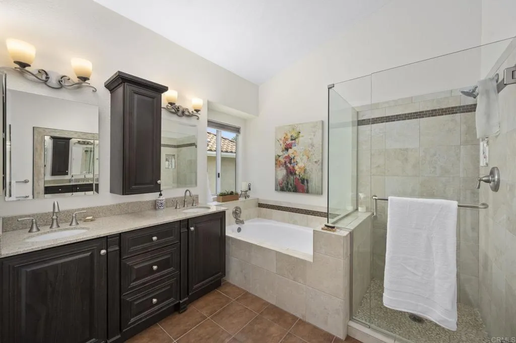 https://cdn.realtyfeed.com/cdn/127/306476535/1f667b7c6104e75f024d460600f3c651.webp