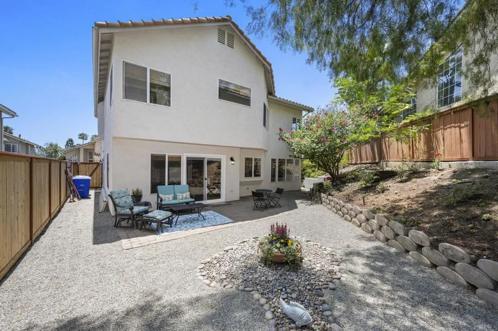 https://cdn.realtyfeed.com/cdn/127/306476535/7695714b8701969160799d5a38ad7d4c.webp