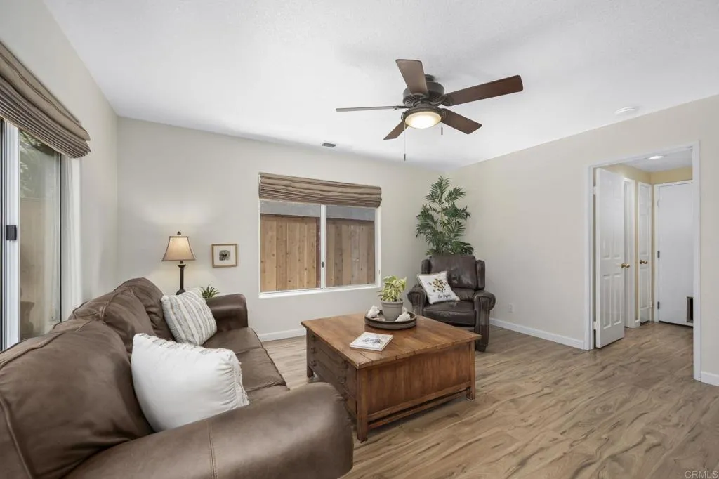 https://cdn.realtyfeed.com/cdn/127/306476535/813ac697a3361a7ea24af0886d16e8e0.webp