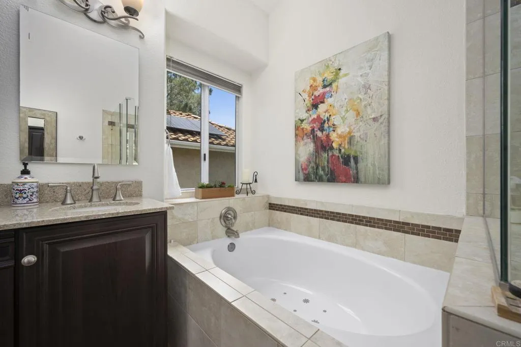 https://cdn.realtyfeed.com/cdn/127/306476535/b968312576e1c32b30f2f77e40064541.webp