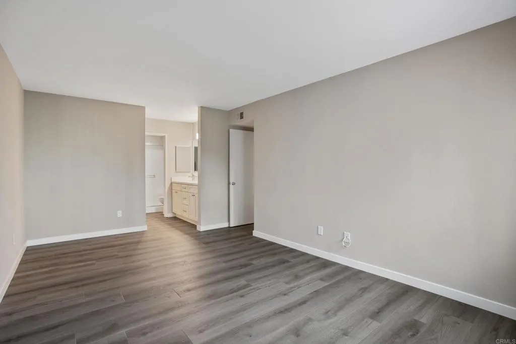 https://cdn.realtyfeed.com/cdn/127/306476562/9ec587410263074635bd3acd0e327a0b.webp
