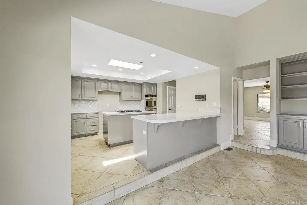 https://cdn.realtyfeed.com/cdn/127/306476589/1a4c2e269fdcdf70c55336b208809a4b.webp