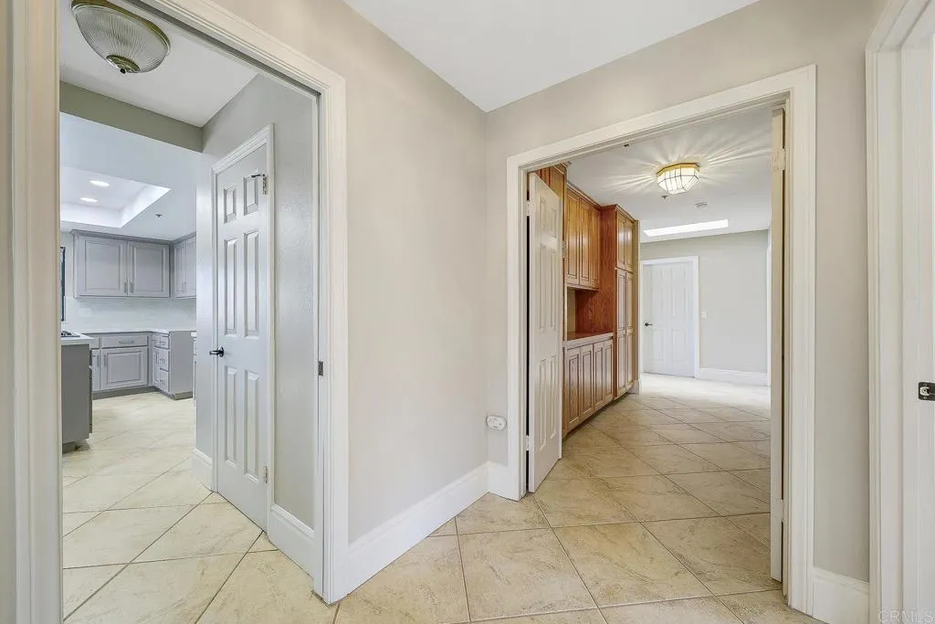 https://cdn.realtyfeed.com/cdn/127/306476589/d019067c719a40fe7ad4fe139720386f.webp