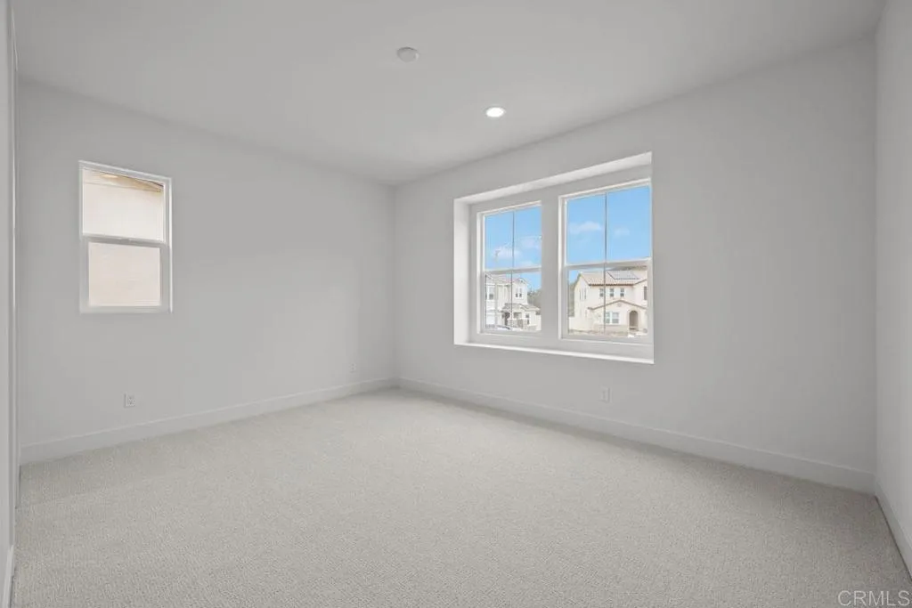 https://cdn.realtyfeed.com/cdn/127/306476765/f8a6fe7e04631d8d1c6e3a1042c602af.webp