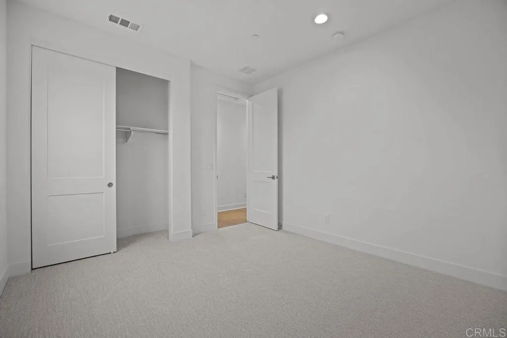 https://cdn.realtyfeed.com/cdn/127/306476832/10aee896e46242b9601393e1aa3a2e76.webp