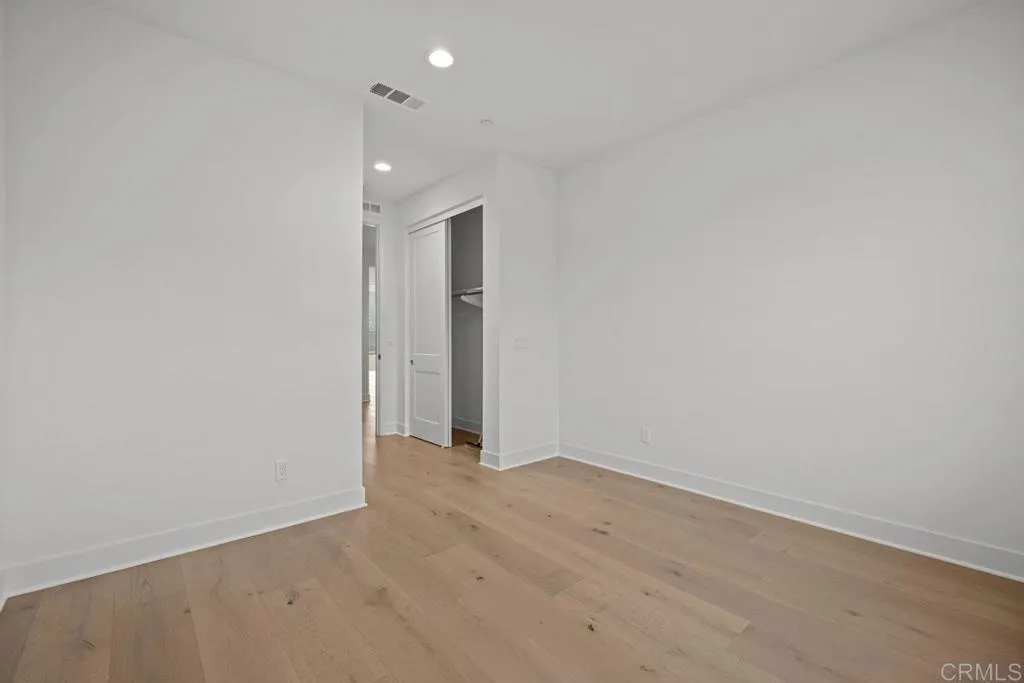 https://cdn.realtyfeed.com/cdn/127/306476832/22e857bdbdbaaae31aaa4bf062aac22b.webp