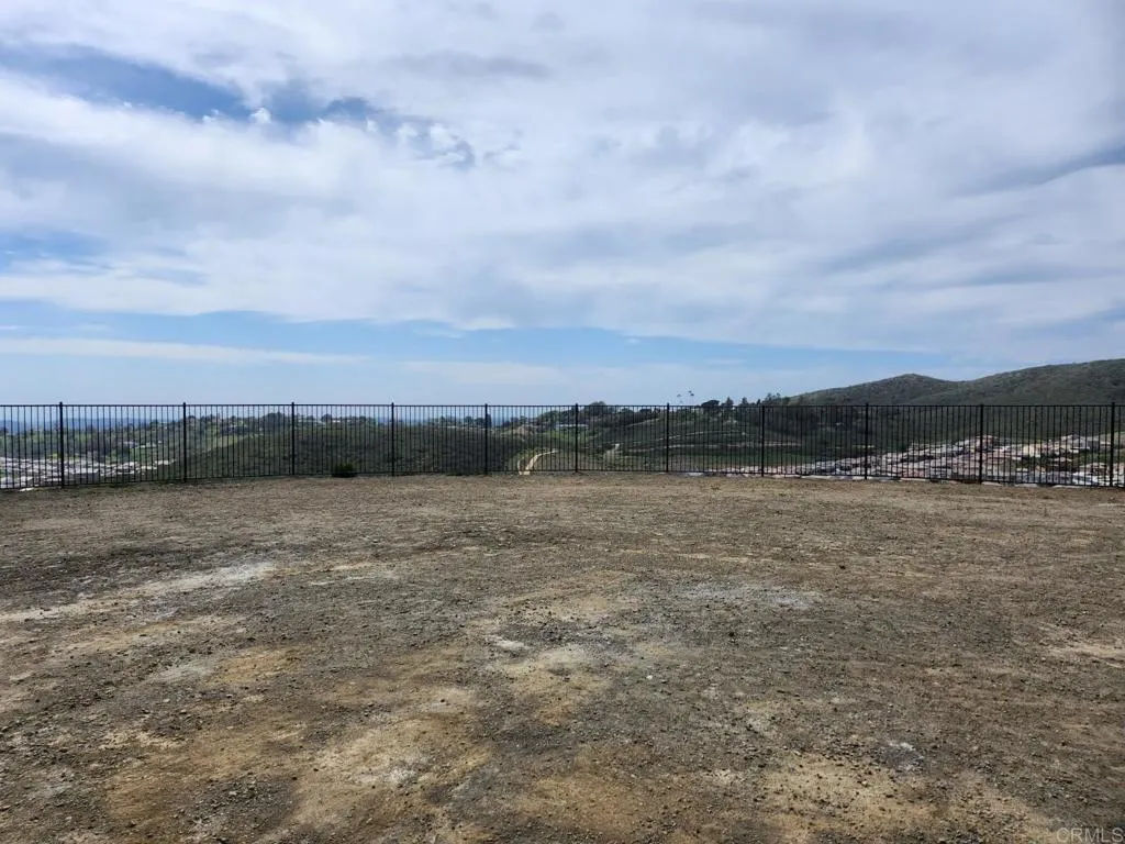 https://cdn.realtyfeed.com/cdn/127/306476832/311e4d861630d8f7d98cb4d4f72c50b4.webp