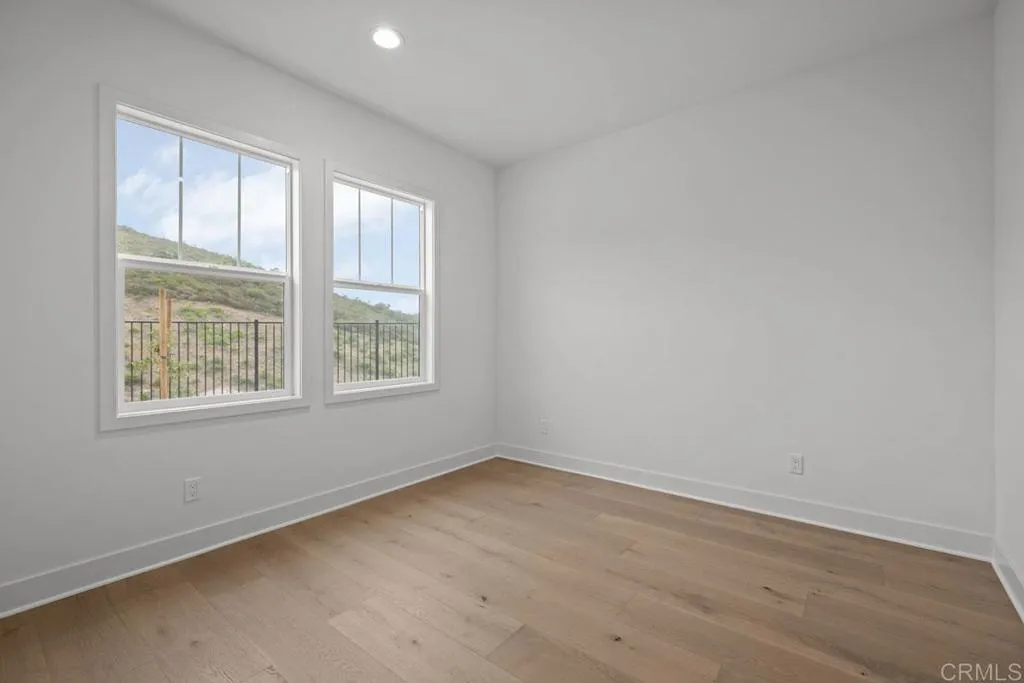 https://cdn.realtyfeed.com/cdn/127/306476832/8cba5fda5e8901e1fec9ce6d106ed441.webp